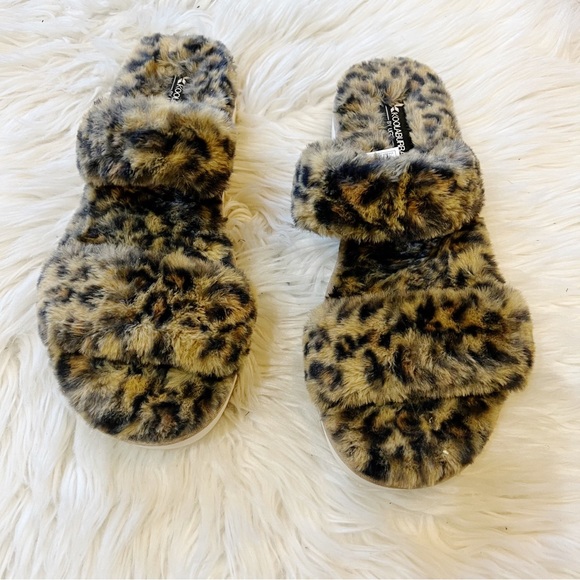 Koolaburra Shoes - Koolaburra by UGG Animal Print Faux Fur Fuzzy Slide Slippers Size 9